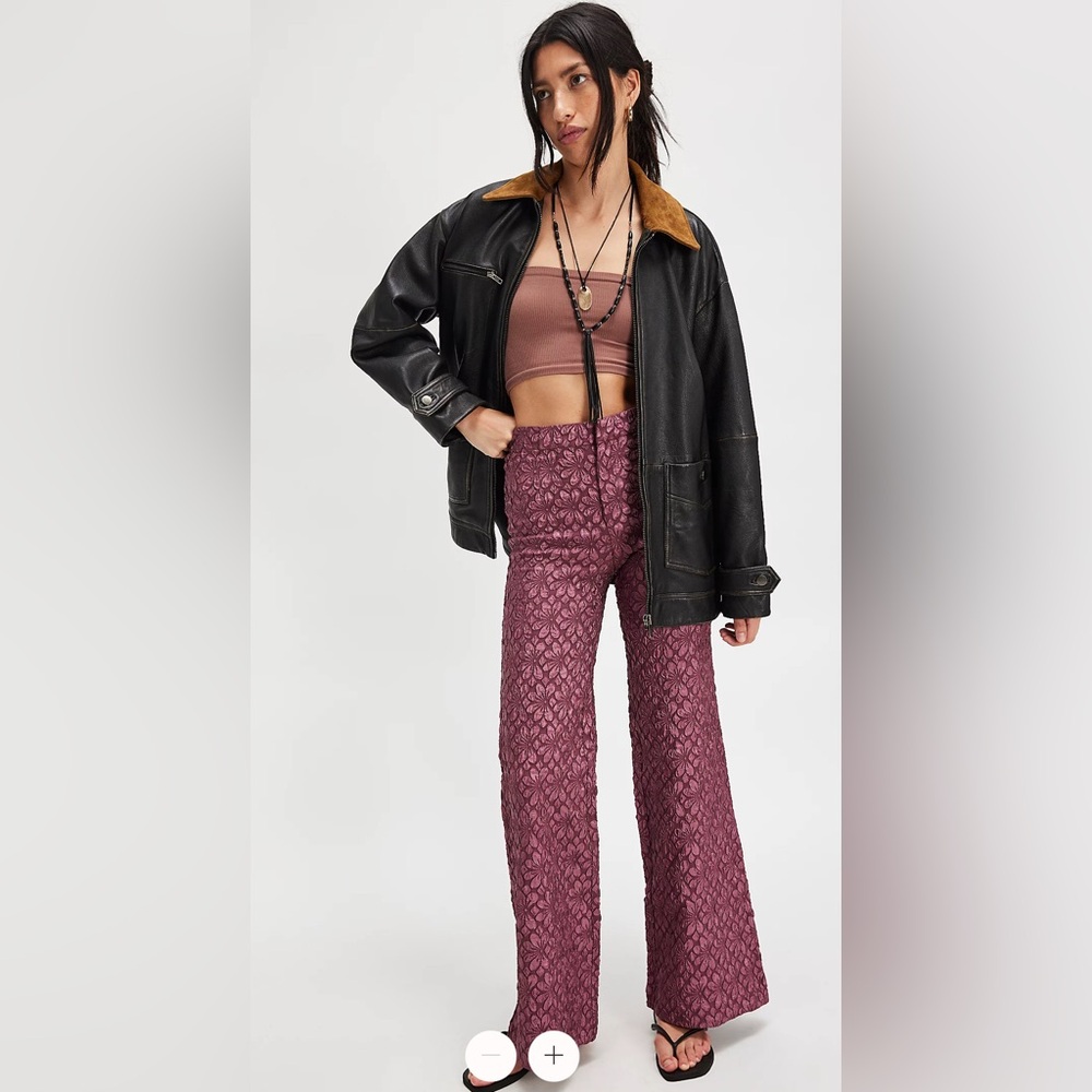 FREE PEOPLE Runaway Floral Flare Pants size 6 - Picture 3 of 15